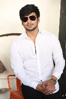 Hero Nikhil Siddharth Interview Photos